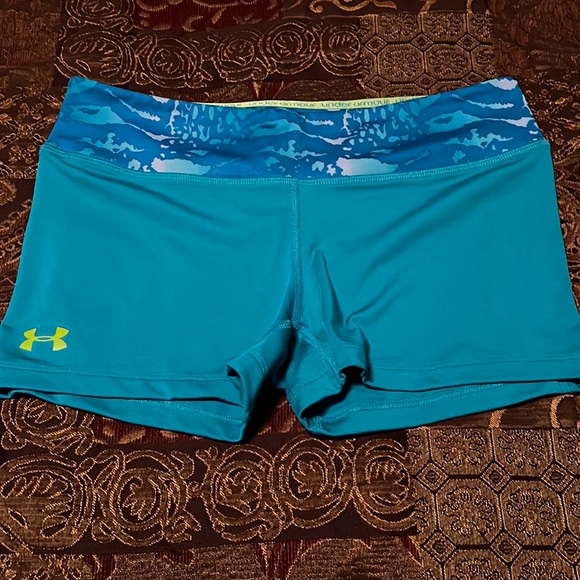 Under Armour Lycra Training Short - Picture 1 of 4